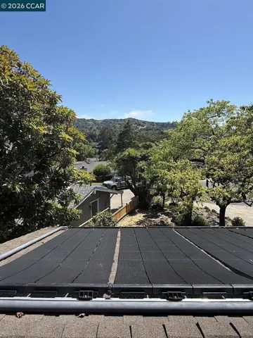 40 Carter Ct, El Sobrante, California 94803-3314