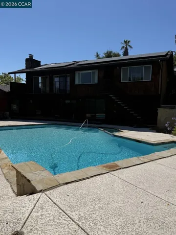40 Carter Ct, El Sobrante, California 94803-3314