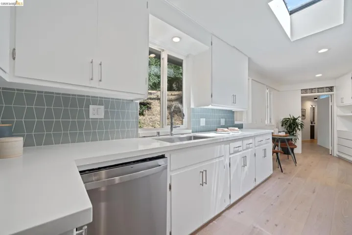 100 Avenida Drive, Berkeley, California 94708-2125