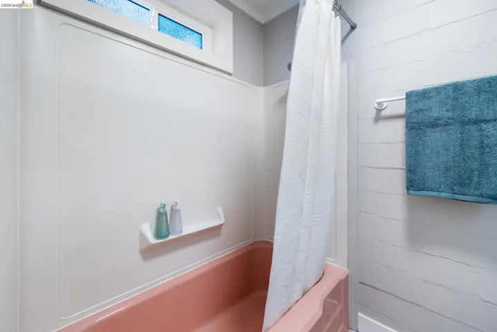 100 Avenida Drive, Berkeley, California 94708-2125