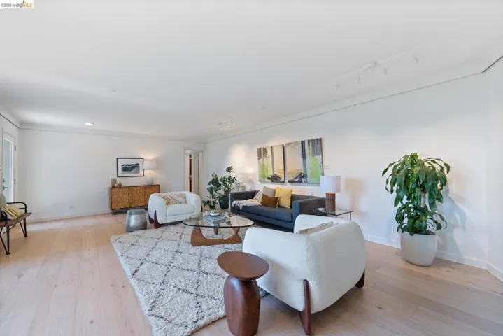 100 Avenida Drive, Berkeley, California 94708-2125