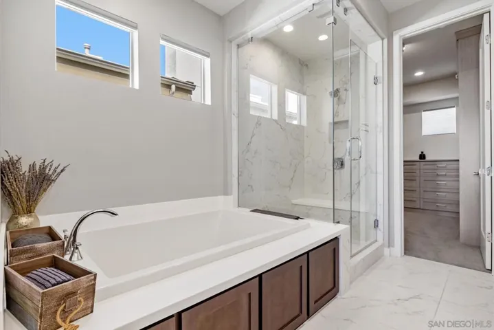 Primary Bath/Spa