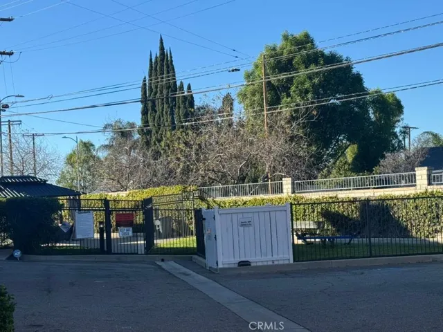 20300 Vanowen Street 29, Winnetka, California 91306