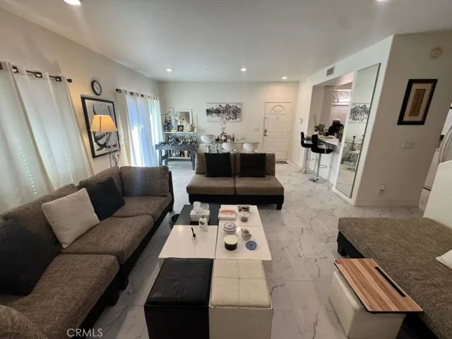 20300 Vanowen Street 29, Winnetka, California 91306
