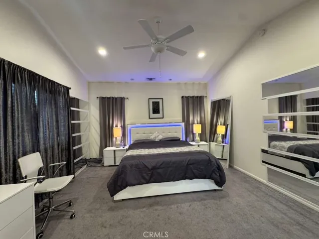 20300 Vanowen Street 29, Winnetka, California 91306