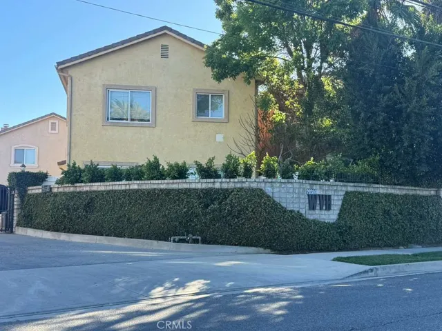 20300 Vanowen Street 29, Winnetka, California 91306