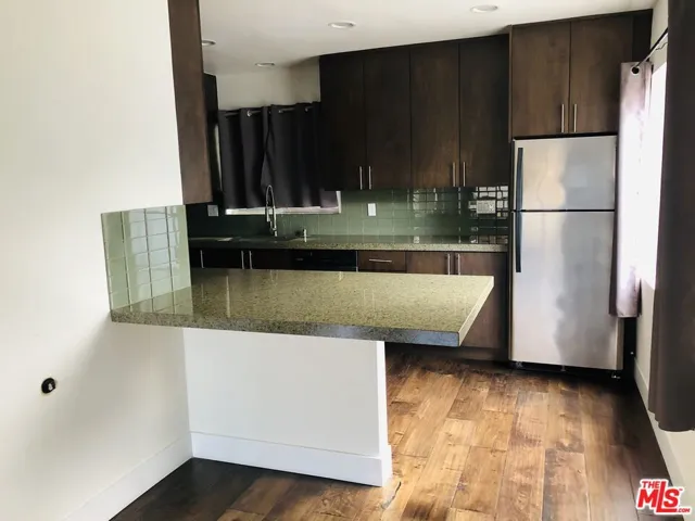 6207 Banner Avenue 1, Los Angeles, California 90038