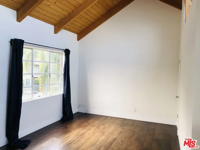 6207 Banner Avenue 1, Los Angeles, California 90038
