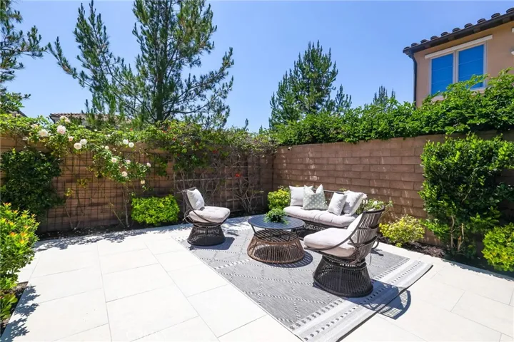 63 Pedigree, Irvine, California 92602