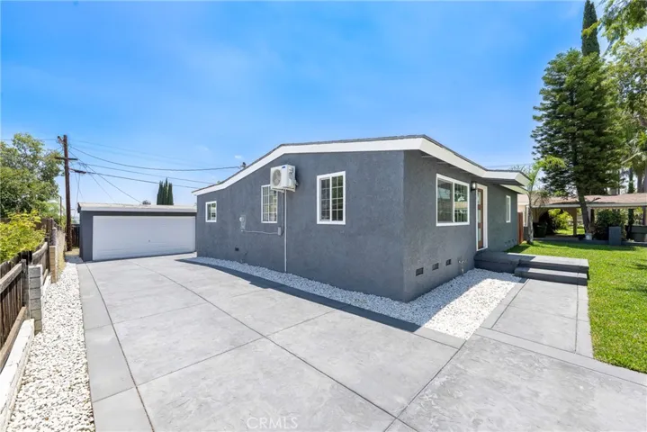 1205 Lime, Corona, California 92879