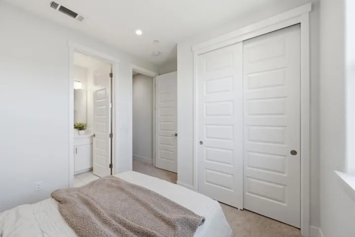 316 Scarlett Terrace, Mountain View, California 94043