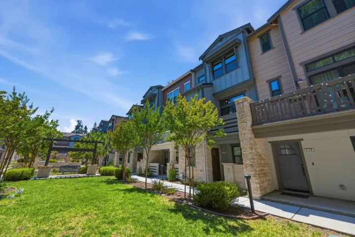316 Scarlett Terrace, Mountain View, California 94043