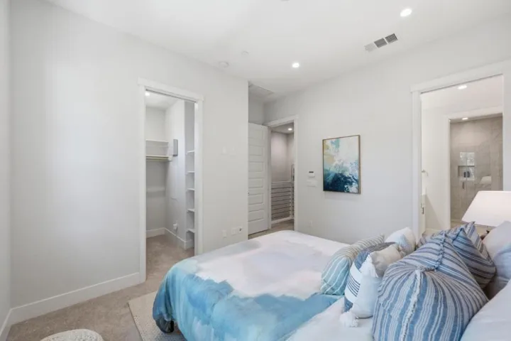 316 Scarlett Terrace, Mountain View, California 94043