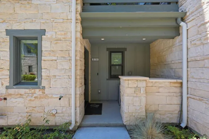 316 Scarlett Terrace, Mountain View, California 94043