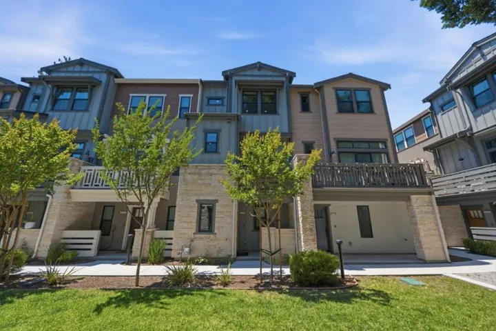316 Scarlett Terrace, Mountain View, California 94043