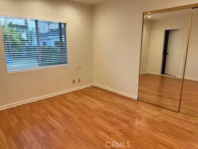 primery bedroom