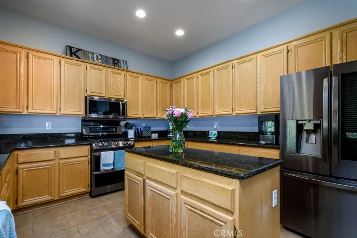 2587 Macbeth Avenue, Corona, California 92882