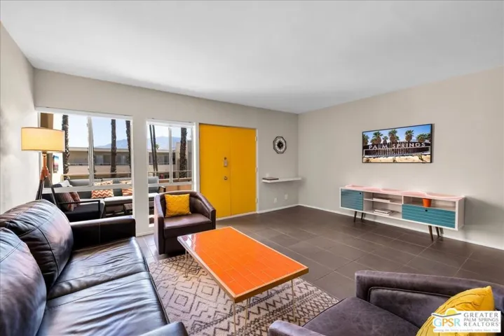 277 E Alejo Road 206, Palm Springs, California 92262
