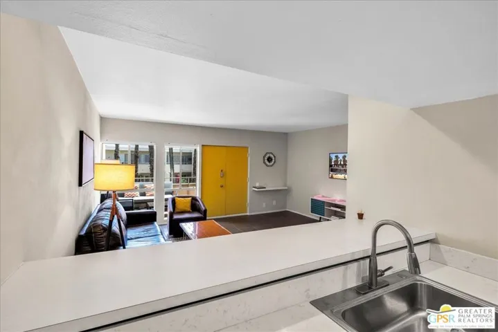 277 E Alejo Road 206, Palm Springs, California 92262