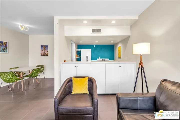 277 E Alejo Road 206, Palm Springs, California 92262