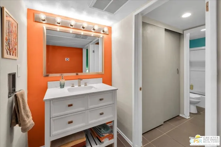 277 E Alejo Road 206, Palm Springs, California 92262