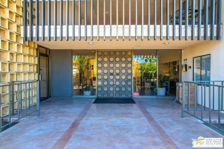 277 E Alejo Road 206, Palm Springs, California 92262