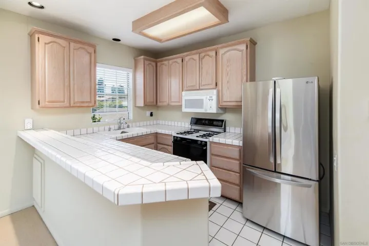 919 W Lewis 7, San Diego, California 92103