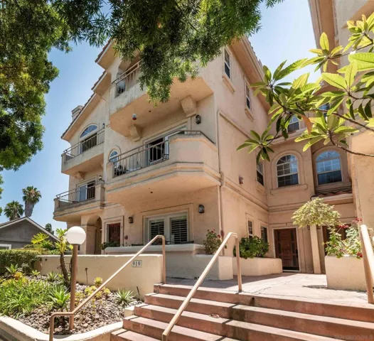 919 W Lewis 7, San Diego, California 92103