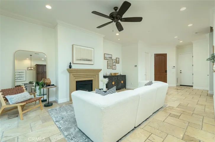 21929 Cortina, Chatsworth, California 91311