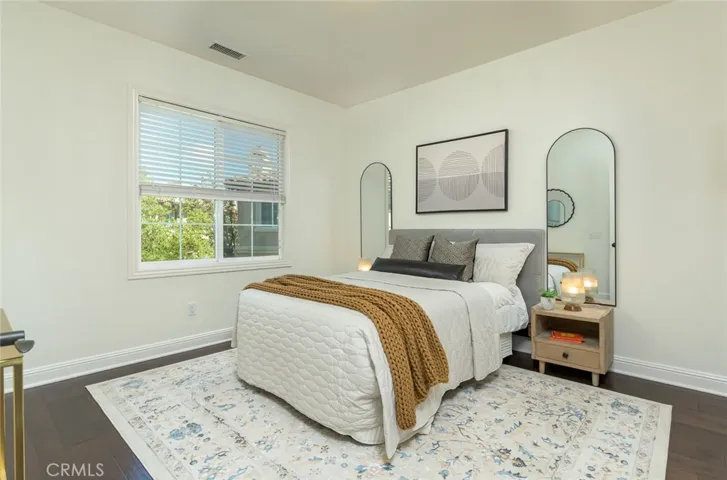 21929 Cortina, Chatsworth, California 91311