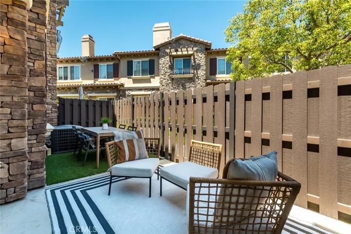 21929 Cortina, Chatsworth, California 91311