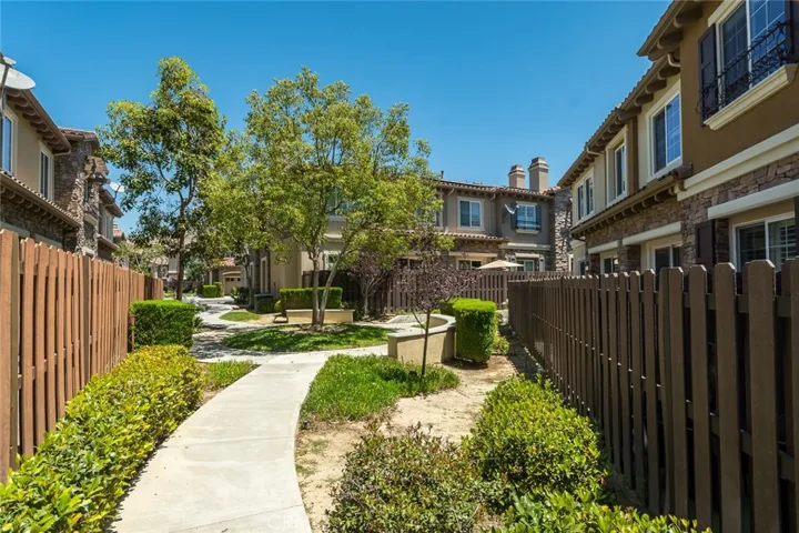 21929 Cortina, Chatsworth, California 91311