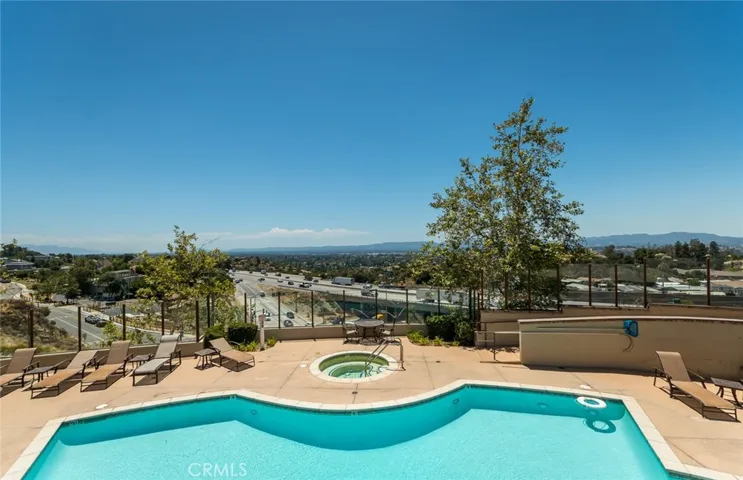 21929 Cortina, Chatsworth, California 91311