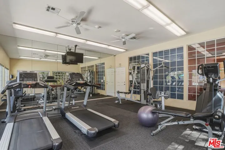 675 Oak Run Trail Tl301, Oak Park, California 91377