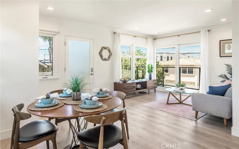 Upper unit - Beautiful and bright interior spaces in both upper and lower units