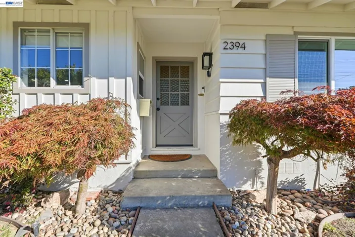 2394 Tahiti St, Hayward, California 94545