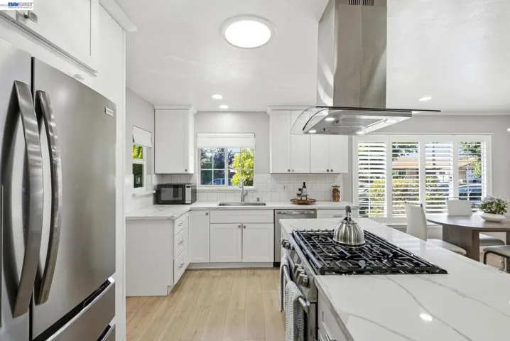 2394 Tahiti St, Hayward, California 94545