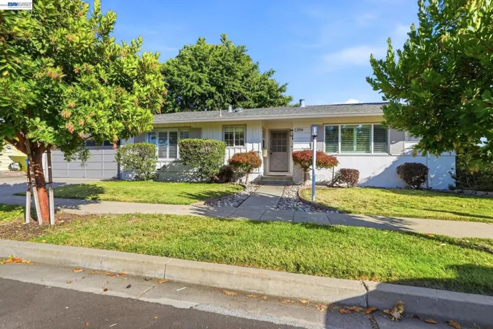 2394 Tahiti St, Hayward, California 94545