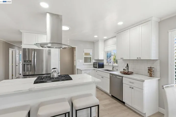 2394 Tahiti St, Hayward, California 94545