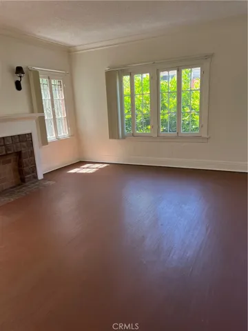 7360 C Hollywood, Los Angeles, California 90046