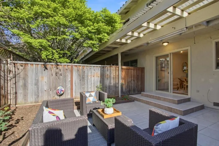 436 Sierra Vista Avenue 6, Mountain View, California 94043