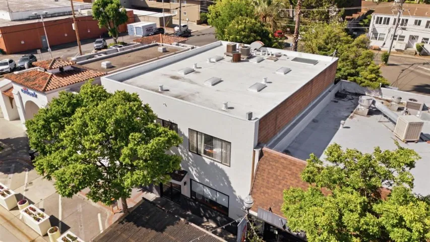 790 Laurel Street, San Carlos, California 94070