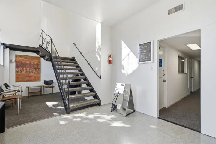 790 Laurel Street, San Carlos, California 94070