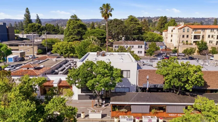 790 Laurel Street, San Carlos, California 94070