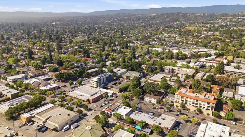 790 Laurel Street, San Carlos, California 94070
