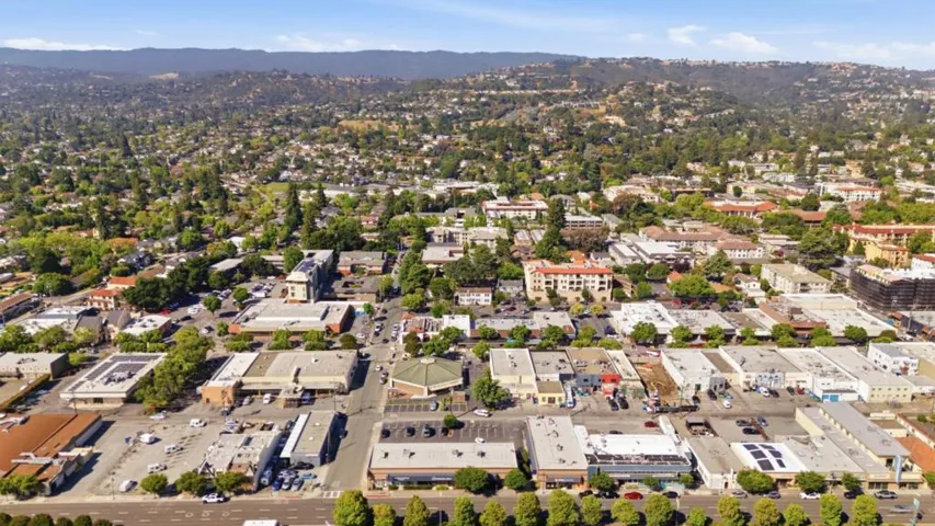 790 Laurel Street, San Carlos, California 94070