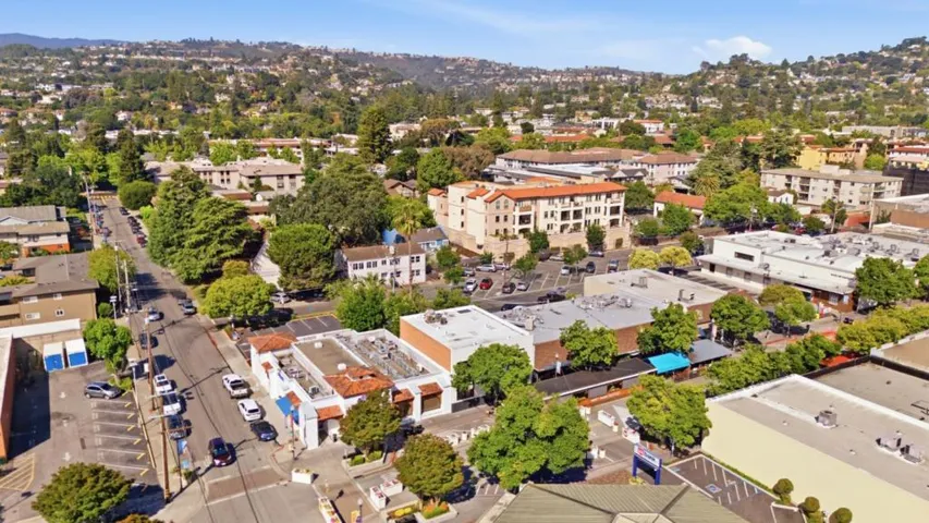 790 Laurel Street, San Carlos, California 94070