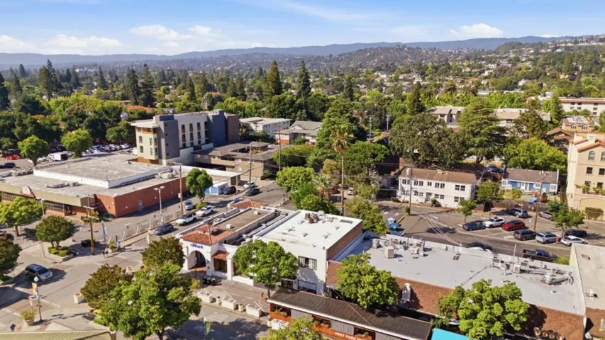 790 Laurel Street, San Carlos, California 94070