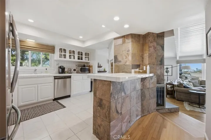 944 Sheldon, El Segundo, California 90245