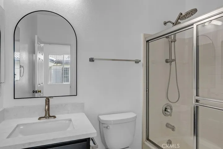 10 Salton, Irvine, California 92602